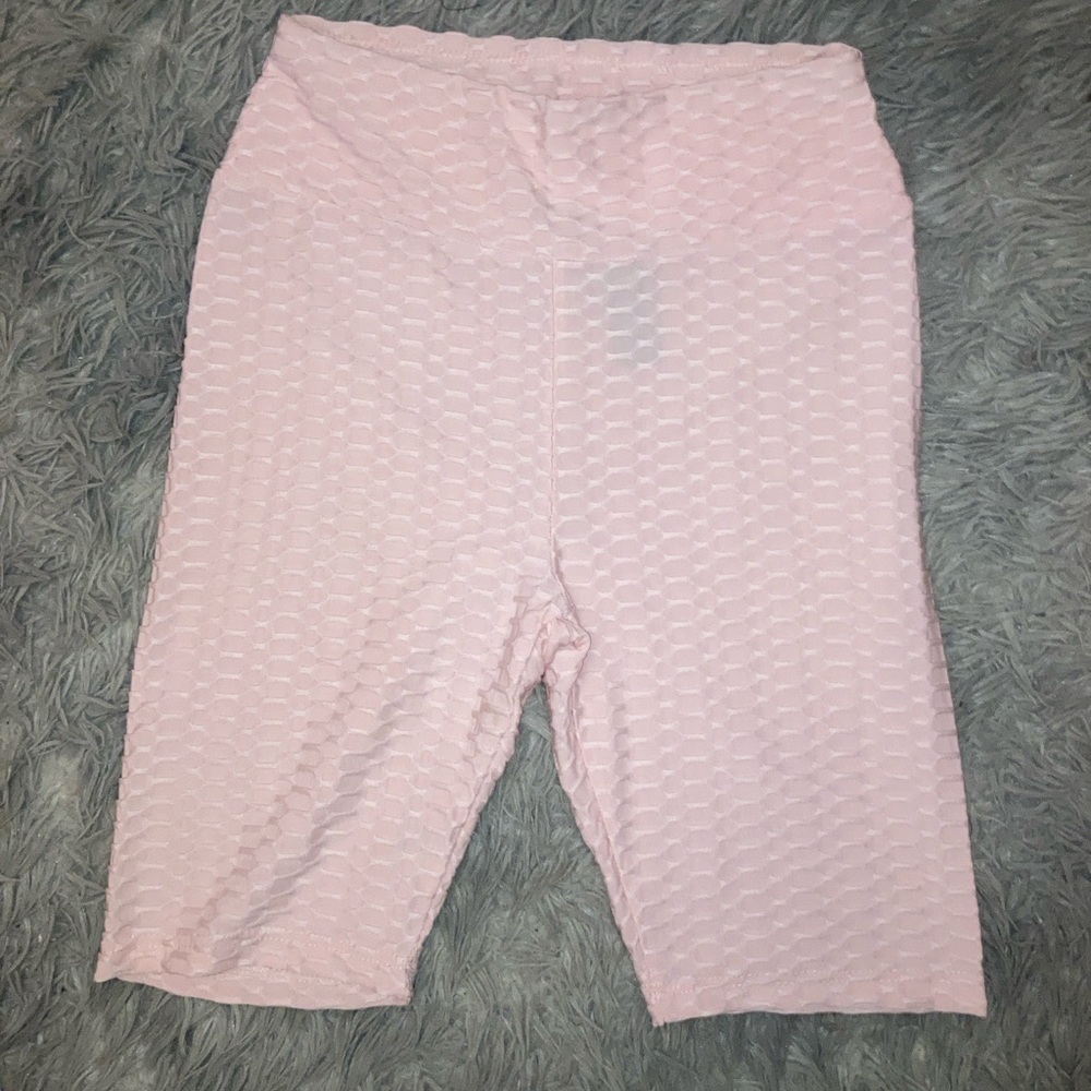 LISTING WILL BE REMOVED 5/7 Women’s BEBE Pink Textured Long Shorts
